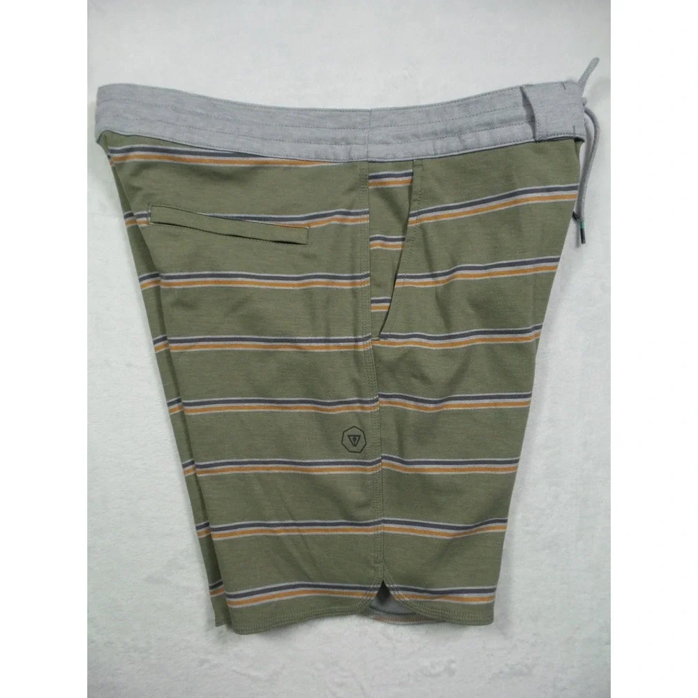 Vissla‎ Shorts Mens Size Medium Green Striped Locker Eco Sofa Surfer Hybrid NWT